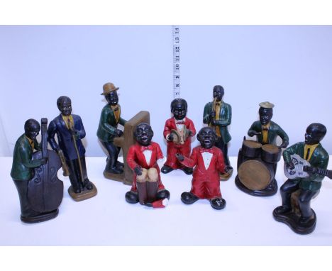 A selection of vintage ceramic jazz band figures a/f 