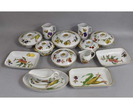 A Collection of Royal Worcester Evesham Oven to Table Dinner Wares to comprise Lidded Tureens, Dishes, Jugs Etc 