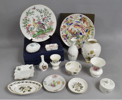 A Collection of Various Ceramics to comprise Four Various Royal Worcester Boxed Plates, Vases, Aynsley Etc 