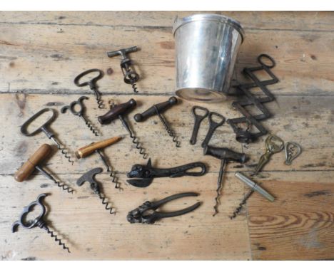 A SILVER PLATED BRITISH AIRWAYS CHAMPAGNE BUCKET AND A COLLECTION OF VINTAGE CORKSCREWS AND TIN OPENERS 
