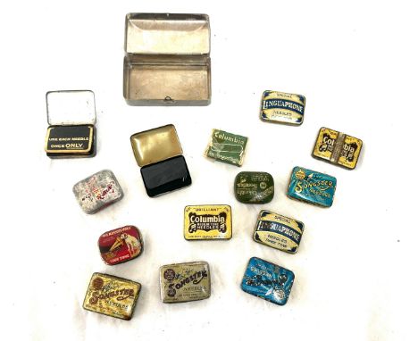Selection of vintage gramophone needles 