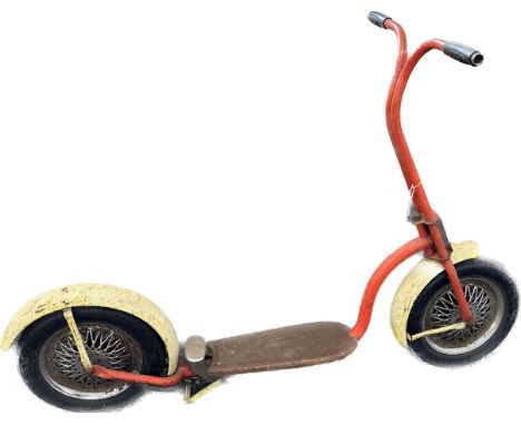 Retro 1960s Triang scooter 