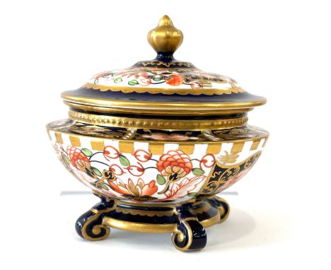 Royal Crown Derby 6299 trinket 