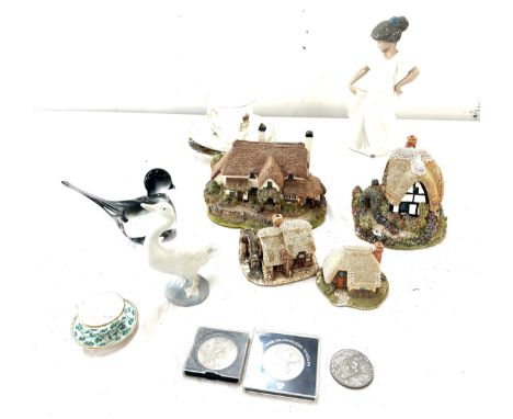 Selection of collectables includes Lladro figure, Nao etc