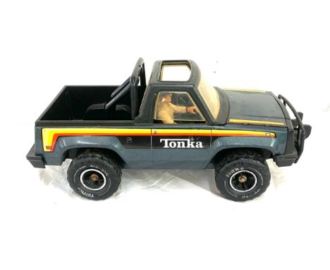 Vintage Tonka MR 970 truck 