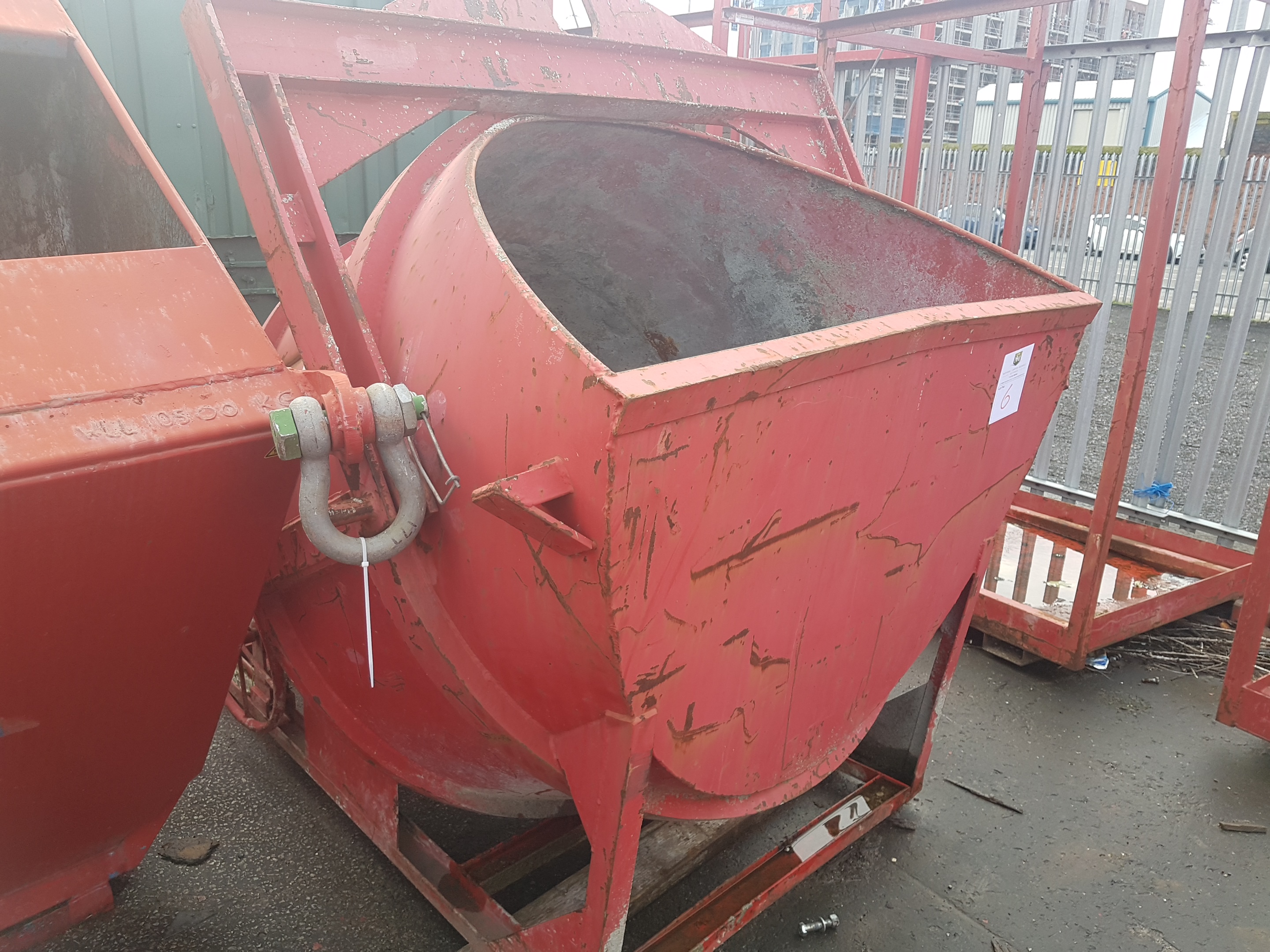CONQUIP 1500L 4500KG SWL GEARED CONCRETE SKIP / HOPPER Appraisal Used