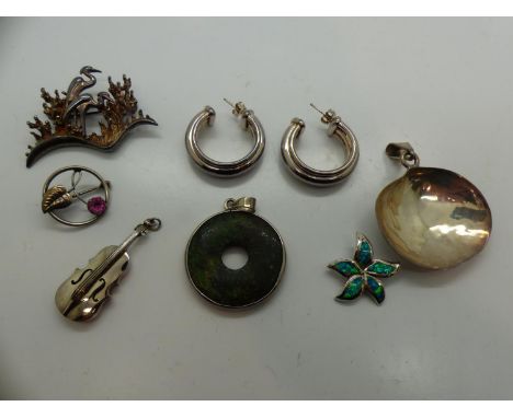 Collection of mixed silver jewellery, including pendants. UK P&amp;P Group 1 (£16+VAT for the first lot and £2+VAT for subseq