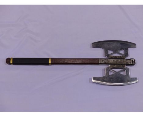 Full size Lord Of The Rings replica sword: Gimlis axe, overall L: 80 cm. Not available for in-house P&amp;P 