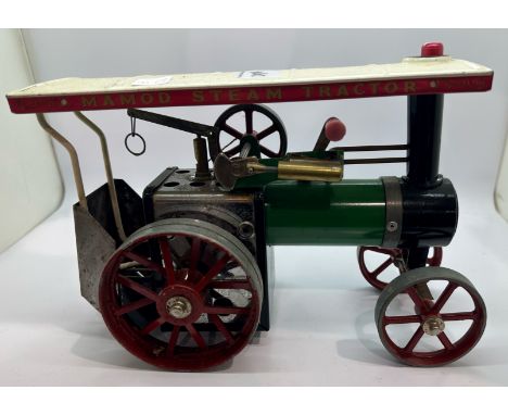Mamod metal steam engine, L: 28 cm. UK P&amp;P Group 2 (£20+VAT for the first lot and £4+VAT for subsequent lots) 