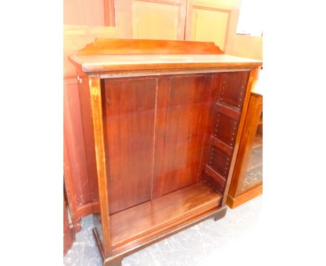 AN EDWARDIAN MAHOGANY AND INLAID OPEN FRONT ADJUSTABLE SHELF BOOKCASE.   W.98 x D.30 x H.118cms.