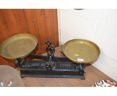 A large set of 10 kilo scales 