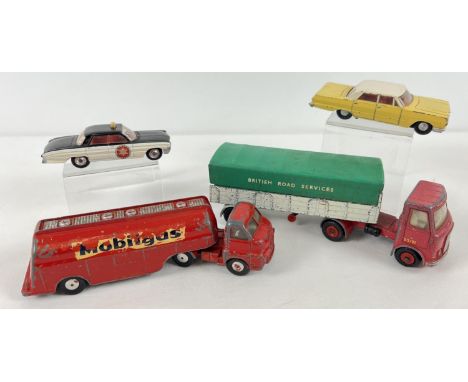 4 vintage Corgi and Dinky diecast vehicles in good playworn condition. Comprising: Dinky #914 AEC Articulated lorry, Dinky #5