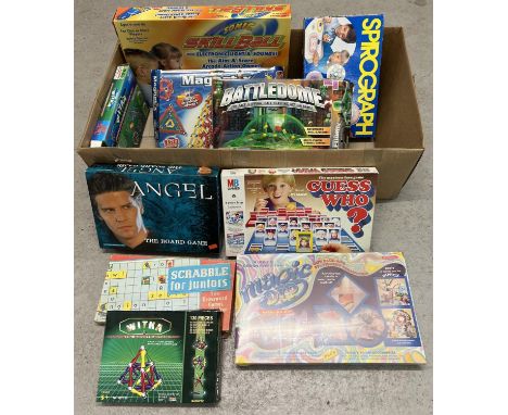 A large box of assorted vintage &amp; more modern games &amp; toys. To include: 3 boxed magnetic construction sets (Magnetix 