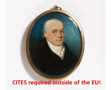 Hazlehurst, Thomas. Liverpool 1730 - 1831. Portrait eines Herren. Aquarell und Gouache auf Elfenbein. 7 x 5,5cm. Rahmen.  Vor