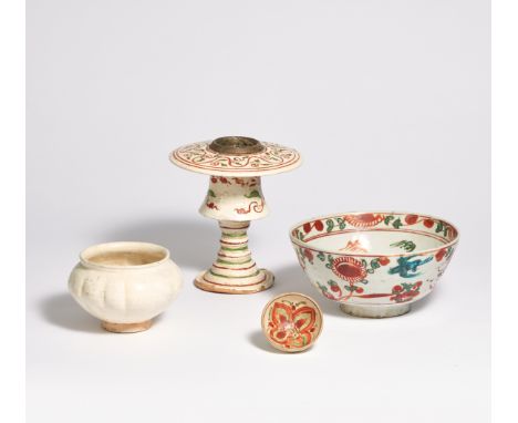 RARE INCENSE BURNER, SMALL CUP AND MELON SHAPED BOWL. China. Song/Jin Dynasty. Cizhou kilns. Ferrous and dark ceramic, covere