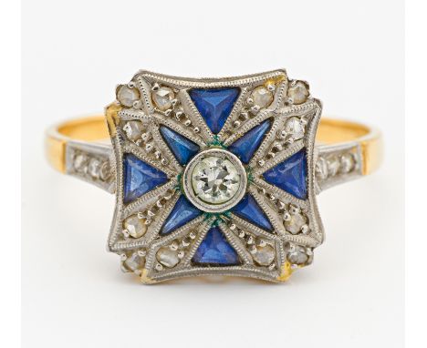 SAPHIR-DIAMANT-RING. Art Déco. 585/- Gelbgold, Platin, getestet, Gesamtgewicht: ca. 3,5 g. EU-RM: 58. 19 kleine Diamanten im 