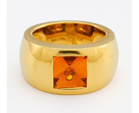 CITRIN-RING. Deutschland. Um 2000. 750/- Gelbgold, Punze, Gesamtgewicht: ca. 19,5 g. EU-RM: 54,5. 1 rechteckiger, facettierte