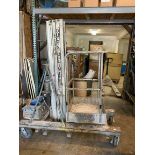 Genie Easy Up Rechargeable One Man Lift PEU-19DC