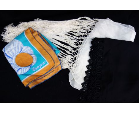 A VINTAGE HAND ROLLED LADY'S SILK SCARF by Jacqmar, a cream silk evening scarf with faux pearl and tassel decoration and a bl