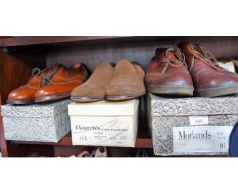 A PAIR OF MEN'S VINTAGE HANDMADE BROWN SUEDE SLIP ON SHOES size 9.5, a pair of brown leather lace-up brogues and another simi