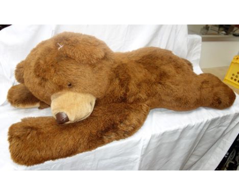 STEIFF; A LARGE PLUSH GRIZZLY BEAR, 133 cm long
