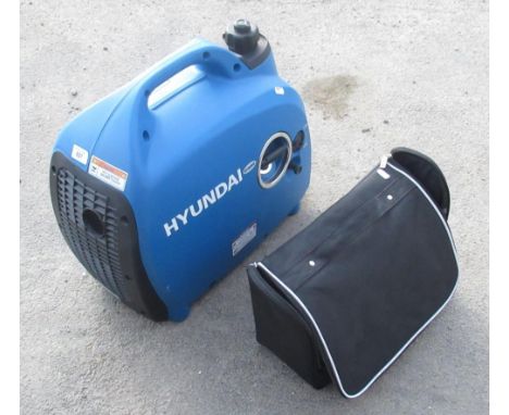 Hyundai HY2000 Si petrol inverter generator, with manual 