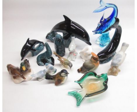 Poole Pottery seal, whale and 2 dolphins, 2 Goebel bird models, a collection of mixed continental animal figures, Murano styl