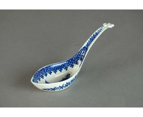 A rare Worcester spoon circa 1785, of Chinese rice spoon shape, the handle with a single floret terminal, printed in bright b