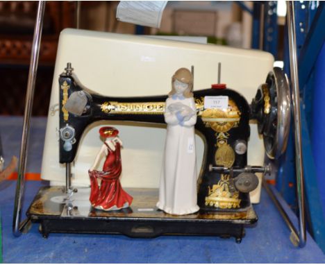 VINTAGE SINGER SEWING MACHINE, 1 OTHER SEWING MACHINE, SMALL ROYAL DOULTON FIGURINE &amp; NAO STYLE FIGURINE     