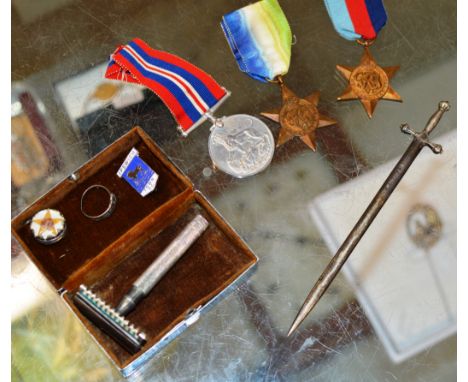 GROUP OF 3 WORLD WAR 2 MEDALS, VINTAGE RAZOR IN BOX, NOVELTY SWORD LETTER OPENER, DRESS RING ETC     