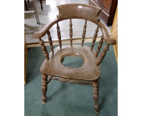 Victorian Pine Commode/Smokers Bow, on turned front and back legs