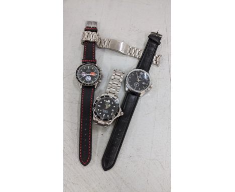 Two gents manual wind watches, one quartz and a stainless steel bracelet, Location: 