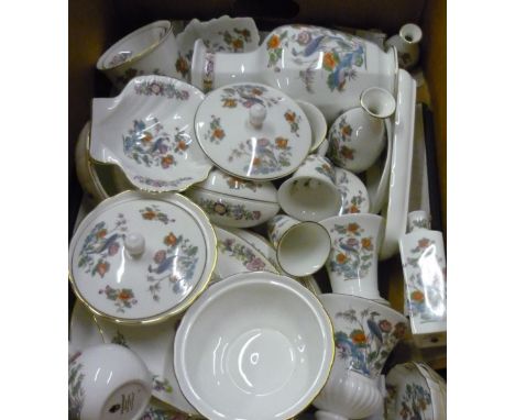 Wedgwood Bone China 'Kutani Crane' dinnerware and matching decorative ceramics including posy vases, trinket dishes etc