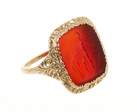 Antique intaglio ring in gold mount, the intaglio carved carnelian depicting a classical athlete, in foliate gold bezel, carv