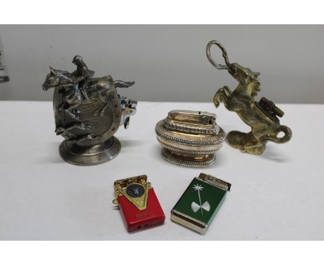 A selection of assorted vintage lighters a/f 