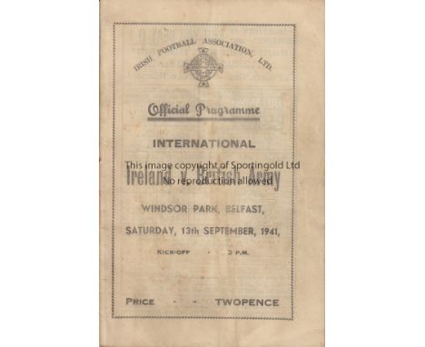 IRELAND - BRITISH ARMY 1941   Scarce programme, International, Ireland v British Army, 13/9/41 at Windsor Park, Belfast. Sixt