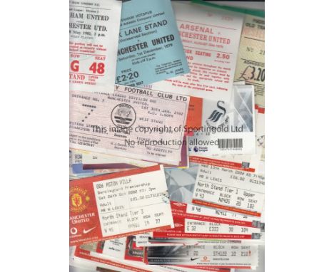 MANCHESTER UNITED   Collection of 134 Manchester United match tickets, 1980s onwards, 92 home games  and 42 away games. Homes
