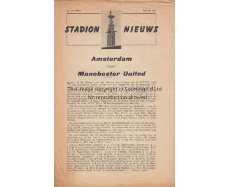 AMSTERDAM - MAN UTD 62   Amsterdam Select home programme v Manchester United, 23/5/62, friendly, Amsterdam included 8 x Ajax 