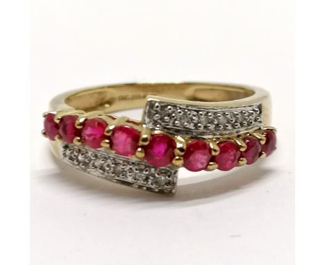 9ct hallmarked gold ruby / diamond crossover ring - size O½ &amp; 2.6g total weight