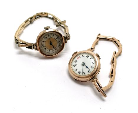 2 x vintage 9ct gold cased ladies mechanical wristwatches on 9ct gold integral stretchy / sprung bracelets - total weight (lo