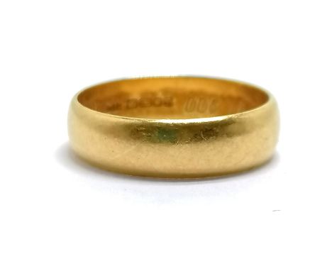 Antique 22ct hallmarked gold band ring - size N½ &amp; 4.6g - SOLD ON BEHALF OF THE NEW BREAST CANCER UNIT APPEAL YEOVIL HOSP