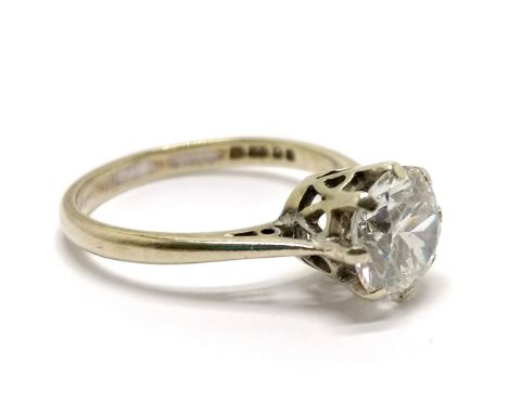 9ct hallmarked gold white stone set (7.5mm diameter) solitaire ring - size N½ &amp; 2.9g total weight ~ stone has wear