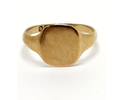 Antique 9ct hallmarked gold childs signet ring - size F &amp; 0.7g
