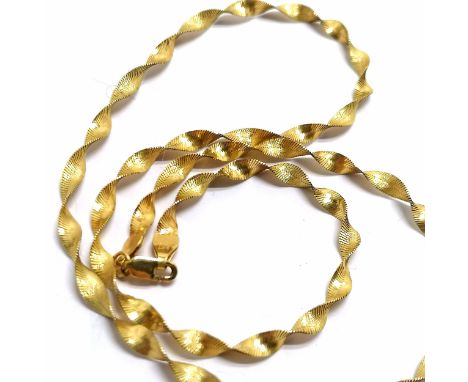 9ct hallmarked gold fancy spiral design necklace - 44cm &amp; 4.3g