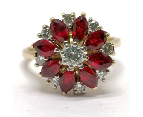 18ct hallmarked gold ruby &amp; diamond cluster ring - size L &amp; 4.3g total weight