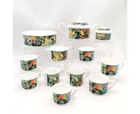 Gallo Serengeti qty of dinner and tea ware inc teapot &amp; bowl (22.5cm diameter) ~ sugar basin lid a/f otherwise no obvious
