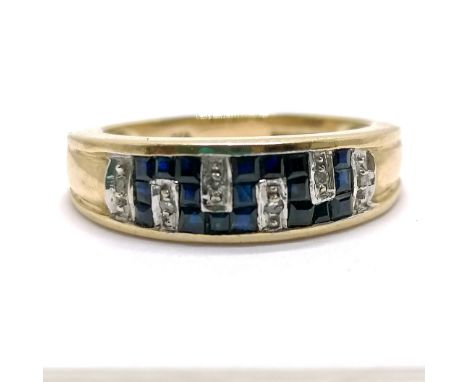 9ct hallmarked gold unusual greek key sapphire &amp; diamond set ring - size O &amp; 3.8g total weight