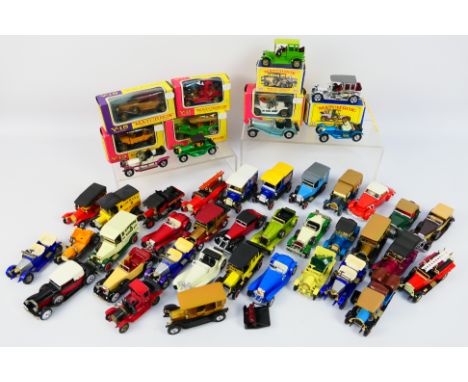 Matchbox Models of Yesteryear - Over 30 Matchbox Models of Yesteryear - the vast majority are unboxed. Lot includes Y3 Daimle
