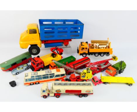 Dinky - Matchbox - Corgi - Triang - A collection of unboxed vehicles in varying sizes in worn condition to include Corgi majo
