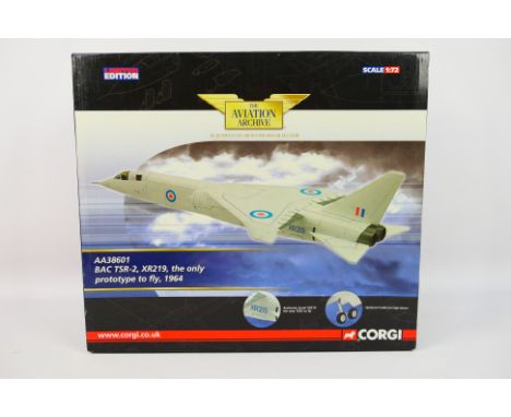 Corgi - A Corgi 1/72 Scale AA38601 BAC TSR-2, XR219, the only prototype to fly,1964. This item appears to be in excellent to 